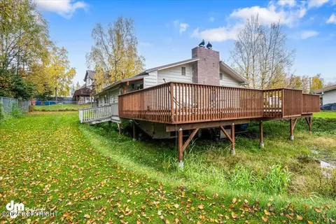 Exterior - 17719 Blue Spruce Ln, Eagle River, AK 99577 photo 18 of 27