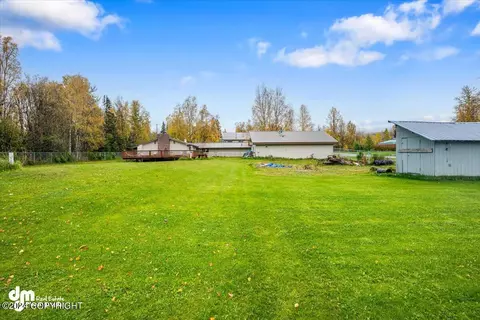 Exterior - 17719 Blue Spruce Ln, Eagle River, AK 99577 photo 14 of 27