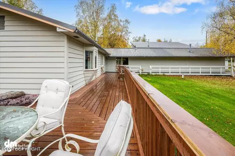 Exterior - 17719 Blue Spruce Ln, Eagle River, AK 99577 photo 10 of 27