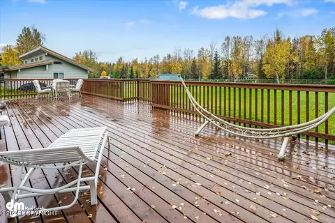 Exterior - 17719 Blue Spruce Ln, Eagle River, AK 99577 photo 5 of 27