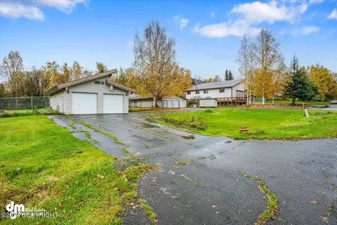 Exterior - 17719 Blue Spruce Ln, Eagle River, AK 99577 photo 26 of 27