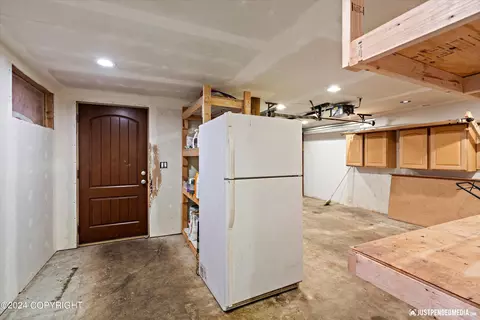 3210 Baxter Rd, Anchorage, AK 99504 photo 38