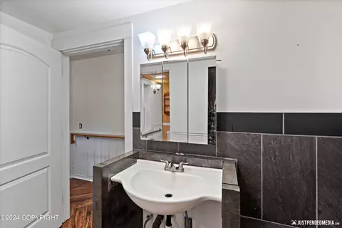 3210 Baxter Rd, Anchorage, AK 99504 photo 23