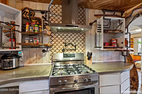 3210 Baxter Rd, Anchorage, AK 99504 photo 14