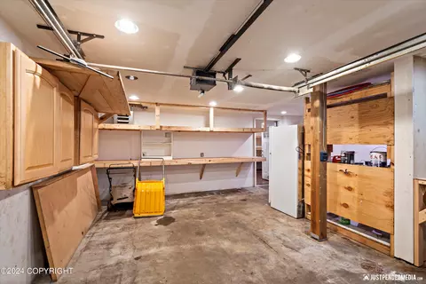 3210 Baxter Rd, Anchorage, AK 99504 photo 40
