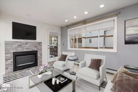 Living - 5018 E 43rd Ave # 6, Anchorage, AK 99508 photo 1 of 5