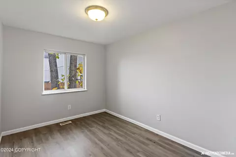 Bedroom - 5686 Alora Loop, Anchorage, AK 99504 photo 2 of 5