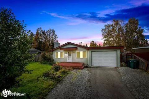 6920 Rovenna St, Anchorage, AK 99518