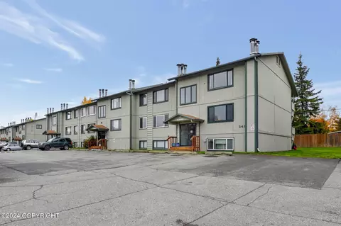241 Mccarrey St # 18B, Anchorage, AK 99508