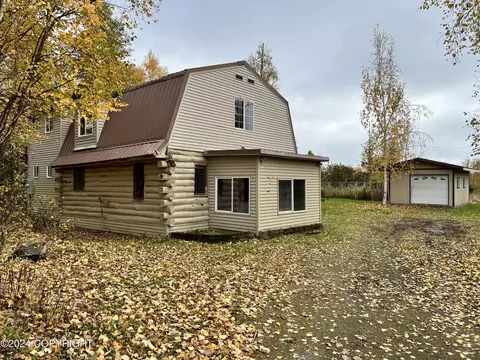 8265 S Ira Dr, Wasilla, AK 99654