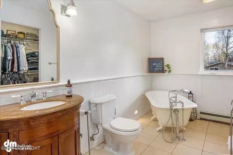 Bath - 27220 Falcon Dr, Chugiak, AK 99567 photo 2 of 4