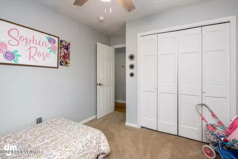 Bedroom - 27220 Falcon Dr, Chugiak, AK 99567 photo 6 of 8