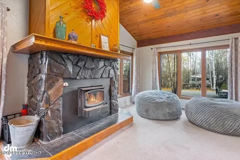 Living - 27220 Falcon Dr, Chugiak, AK 99567 photo 2 of 5