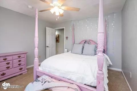 Bedroom - 27220 Falcon Dr, Chugiak, AK 99567 photo 4 of 8