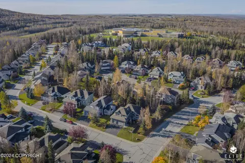 View/Area - 8748 Lassen St, Eagle River, AK 99577 photo 3 of 6