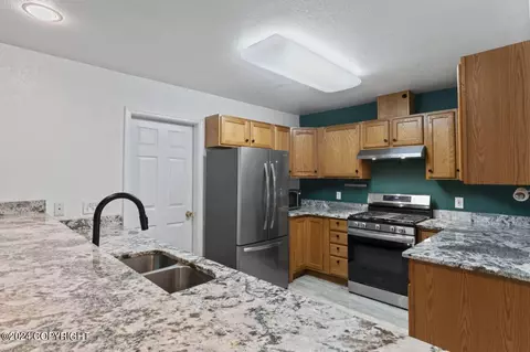 6721 W Joes Dr, Wasilla, AK 99654