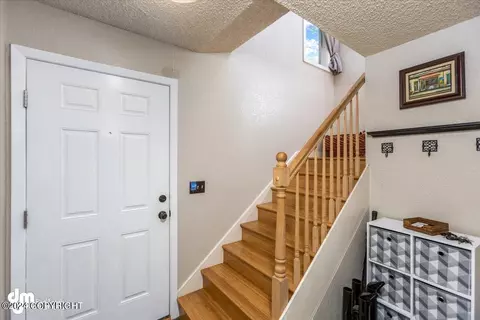 Entry Way - 9555 Canton Loop, Anchorage, AK 99515 photo 1 of 2