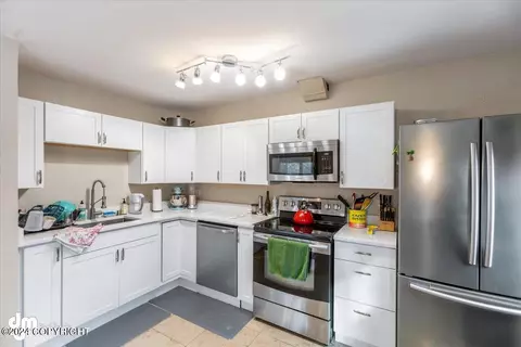 Kitchen - 9555 Canton Loop, Anchorage, AK 99515 photo 1 of 1