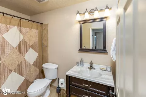 Bath - 9555 Canton Loop, Anchorage, AK 99515 photo 3 of 3