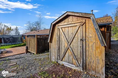 Exterior - 17138 Santa Maria Dr, Eagle River, AK 99577 photo 11 of 33