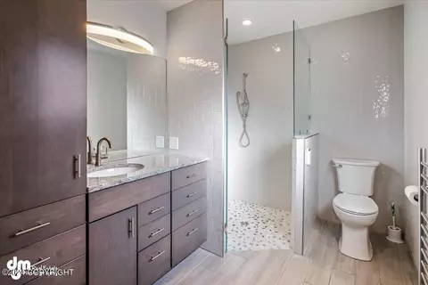 Bath - 17138 Santa Maria Dr, Eagle River, AK 99577 photo 1 of 5