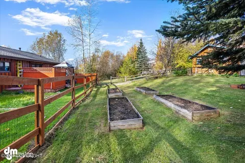 Exterior - 17138 Santa Maria Dr, Eagle River, AK 99577 photo 17 of 33