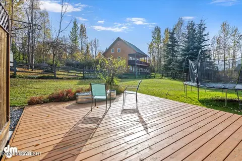 Exterior - 17138 Santa Maria Dr, Eagle River, AK 99577 photo 5 of 33