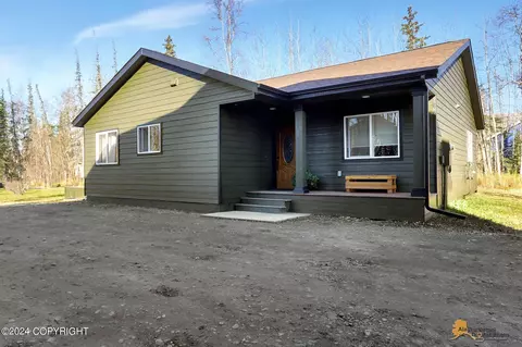 5604 N Huckleberry Dr, Wasilla, AK 99654