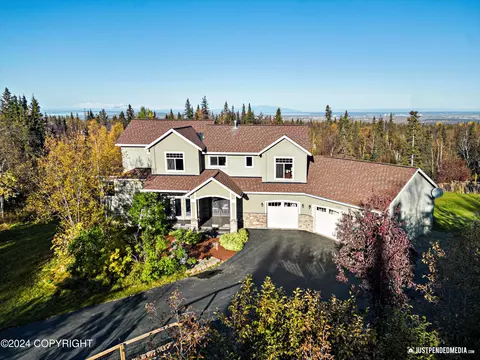 6685 Downey Finch Dr, Anchorage, AK 99516