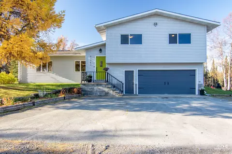 42483 Jerry Cir, Soldotna, AK 99669