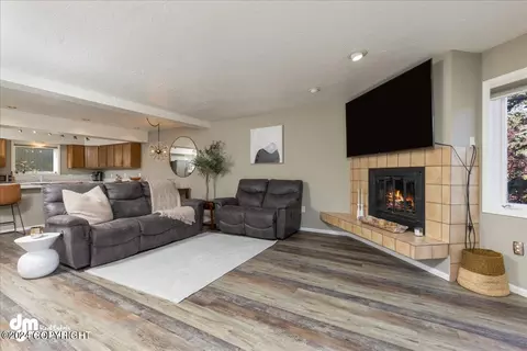320 E Dowling Rd # 8, Anchorage, AK 99518 photo 5