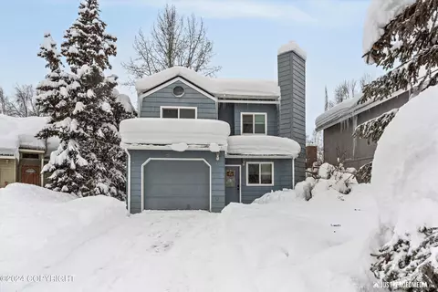 6811 Baxter Terrace Cir, Anchorage, AK 99504