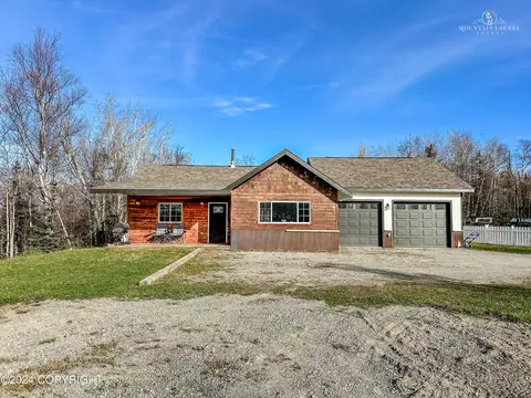 5316 Gina Dr, Palmer, AK 99645