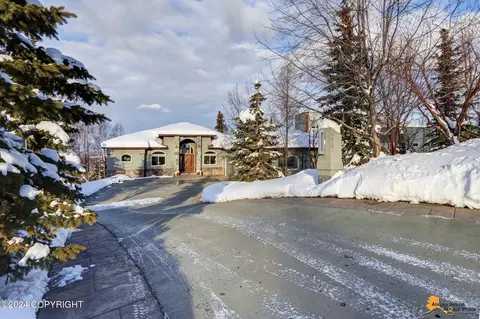 16655 Waterford Pointe Cir, Anchorage, AK 99516