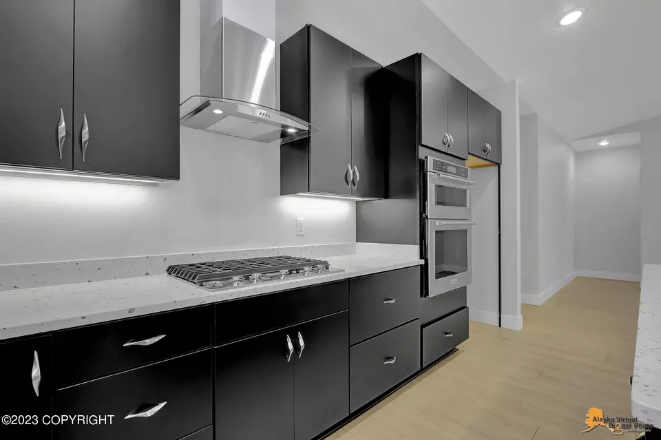 Kitchen - 3828 Quartz Cir, Anchorage, AK 99502 photo 5 of 7