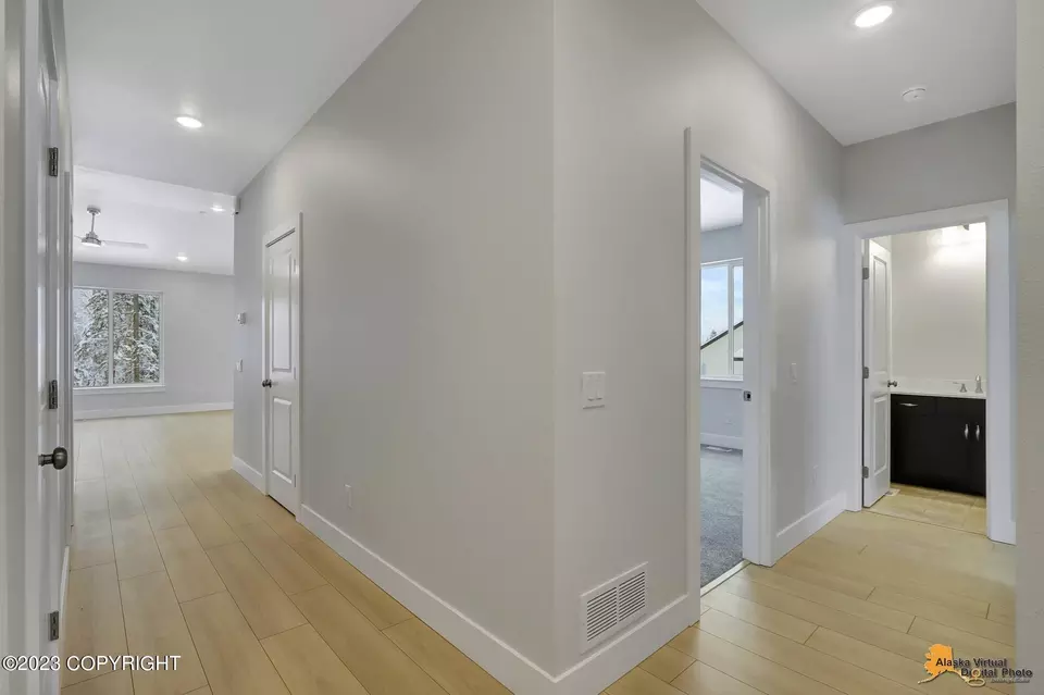 Entry Way - 3828 Quartz Cir, Anchorage, AK 99502 photo 1 of 2