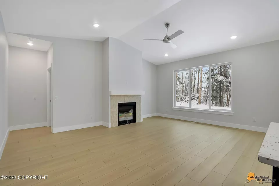 Living - 3828 Quartz Cir, Anchorage, AK 99502 photo 3 of 4