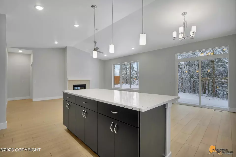 Kitchen - 3828 Quartz Cir, Anchorage, AK 99502 photo 3 of 7