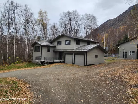 Other - 20527 Mark Cir, Chugiak, AK 99567 photo 4 of 60