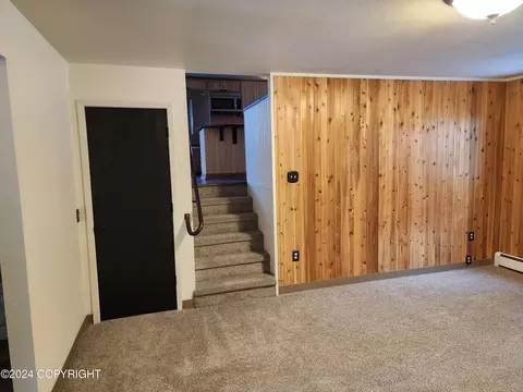 Living - 20527 Mark Cir, Chugiak, AK 99567 photo 12 of 18
