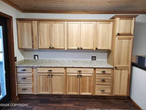 Kitchen - 20527 Mark Cir, Chugiak, AK 99567 photo 7 of 8