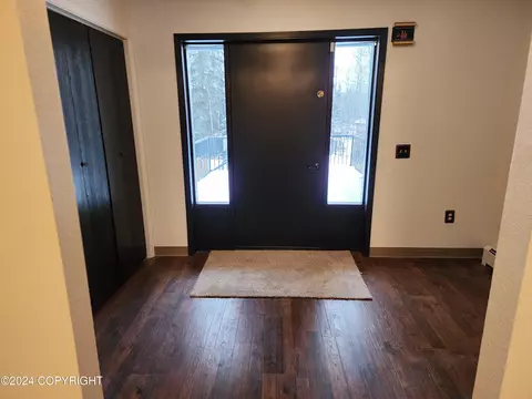 Entry Way - 20527 Mark Cir, Chugiak, AK 99567 photo 3 of 6
