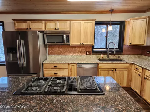 Kitchen - 20527 Mark Cir, Chugiak, AK 99567 photo 6 of 8