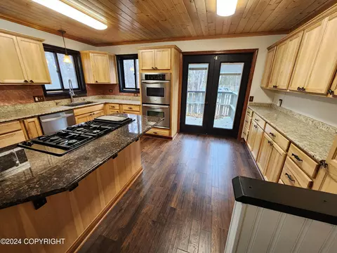 Kitchen - 20527 Mark Cir, Chugiak, AK 99567 photo 8 of 8