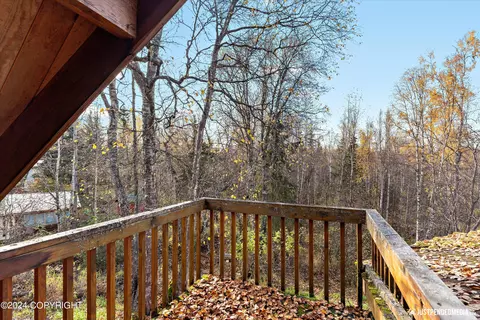 15536 Husky St, Eagle River, AK 99577 photo 6