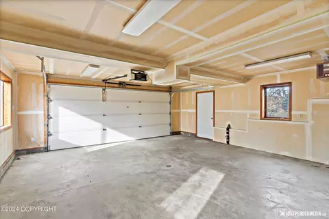 15536 Husky St, Eagle River, AK 99577 photo 38