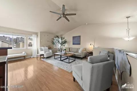 2618 Aspen Heights Loop # 9, Anchorage, AK 99508