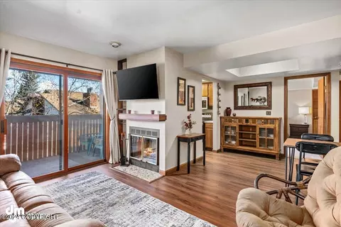 7321 Huntsmen Cir # 21C, Anchorage, AK 99518