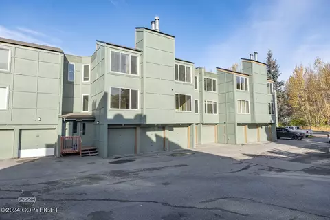 411 Sweetgale Ct # 411, Anchorage, AK 99518