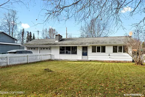 3808 Arkansas Dr, Anchorage, AK 99517